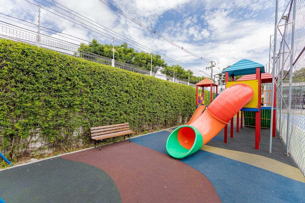 Casa com 4 dormitórios à venda, 290 m² por R$ 3.680.000,00 - São Braz - Curitiba/PR