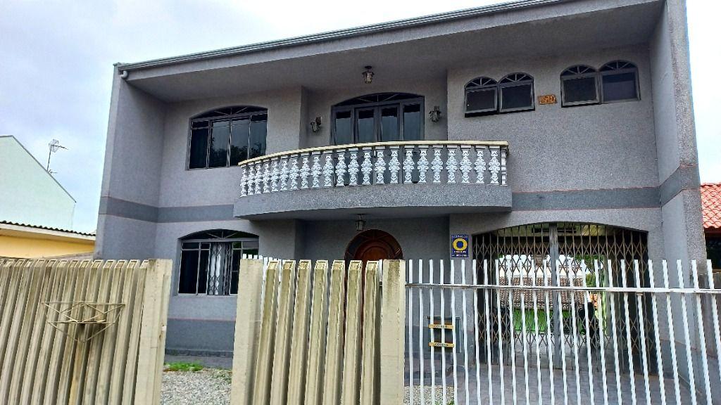 Sobrado com 3 dormitórios à venda, 219 m² por R$ 769.000,00 - Fazendinha - Curitiba/PR