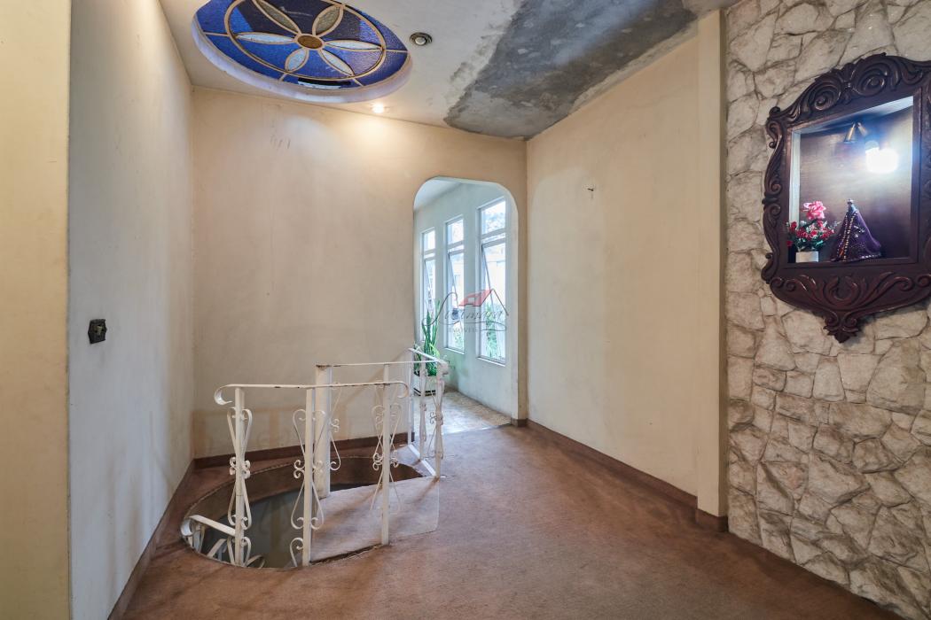 CASA com 6 dormitórios à venda com 390m² por R$ 2.300.000,00 no bairro Atuba - CURITIBA / PR