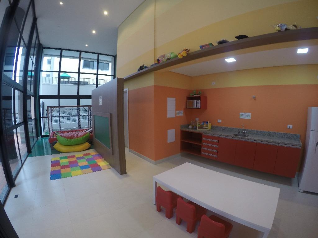 Apartamento com 2 dormitórios à venda, 56 m² por R$ 650.000,00 - Santo Inácio - Curitiba/PR