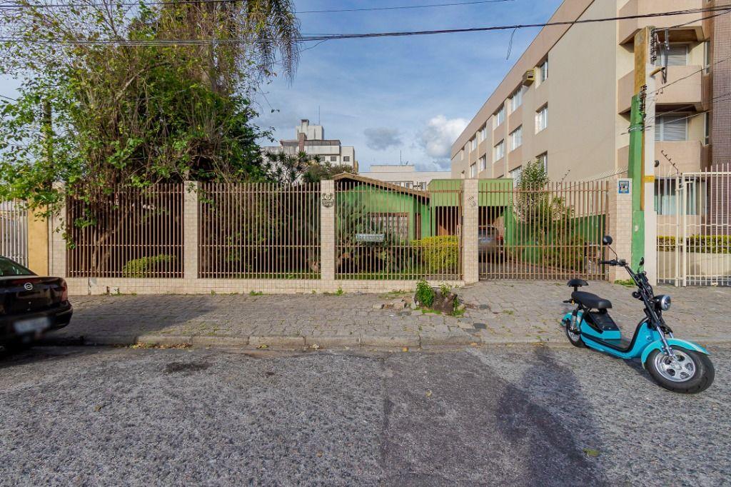 Casa com 4 dormitórios à venda, 316 m² por R$ 1.890.000,00 - Vila Izabel - Curitiba/PR