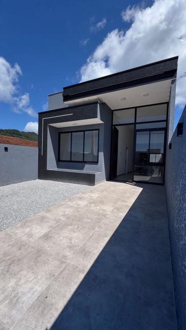 Casa Moderna a 5 minutos da Praia – Bairro Tabuleiro | Matinhos