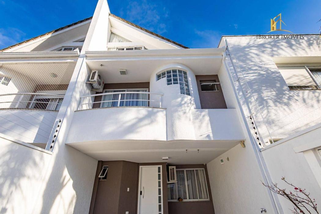 Sobrado TRIPLEX SEMIMOBILIADO com 4 quartos para venda, 186 m² por R$ 1.299.000,00  - Campina do Siqueira - Curitiba/PR