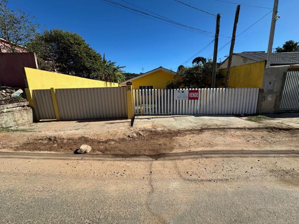 Casa com 3 dormitórios à venda, 100 m² por R$ 550.000,00 - Vila Dona Fina - Campo Largo/PR