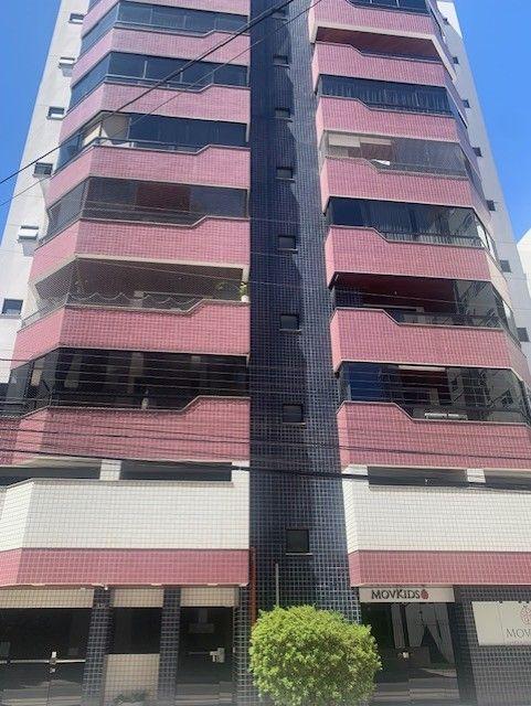 EXCELENTE APTO NO CENTRO NA RUA 2500