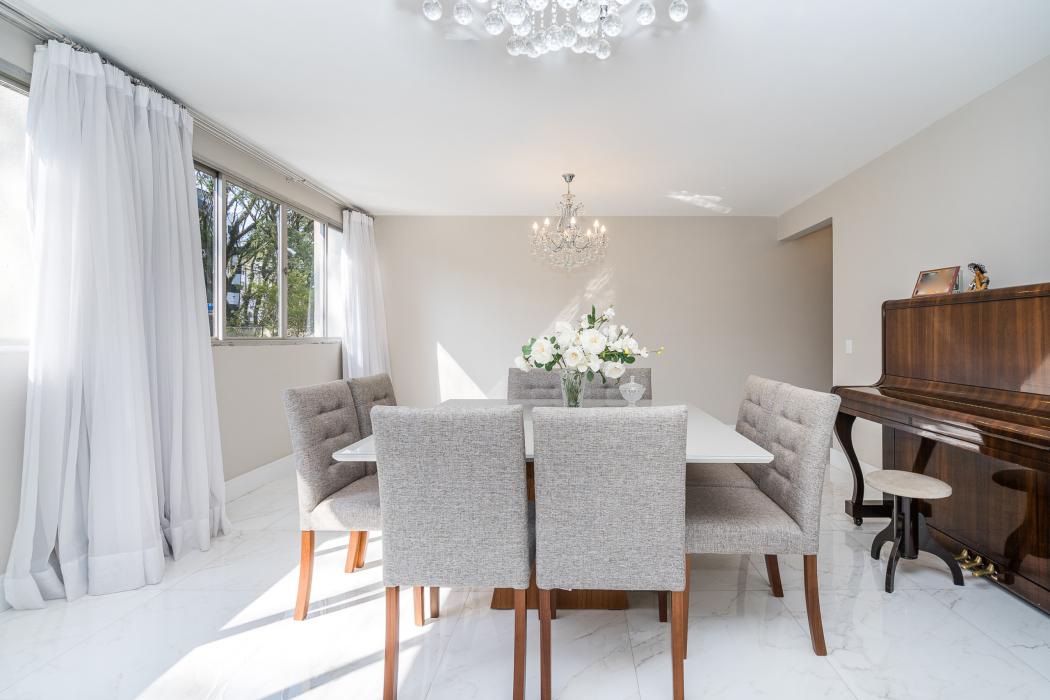 APARTAMENTO com 3 dormitórios à venda com 191m² por R$ 1.200.000,00 no bairro Mercês - CURITIBA / PR