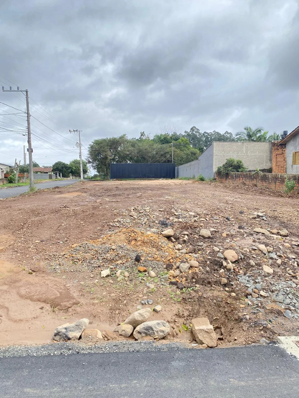 TERRENO À VENDA - BAIRRO SANTA CRUZ