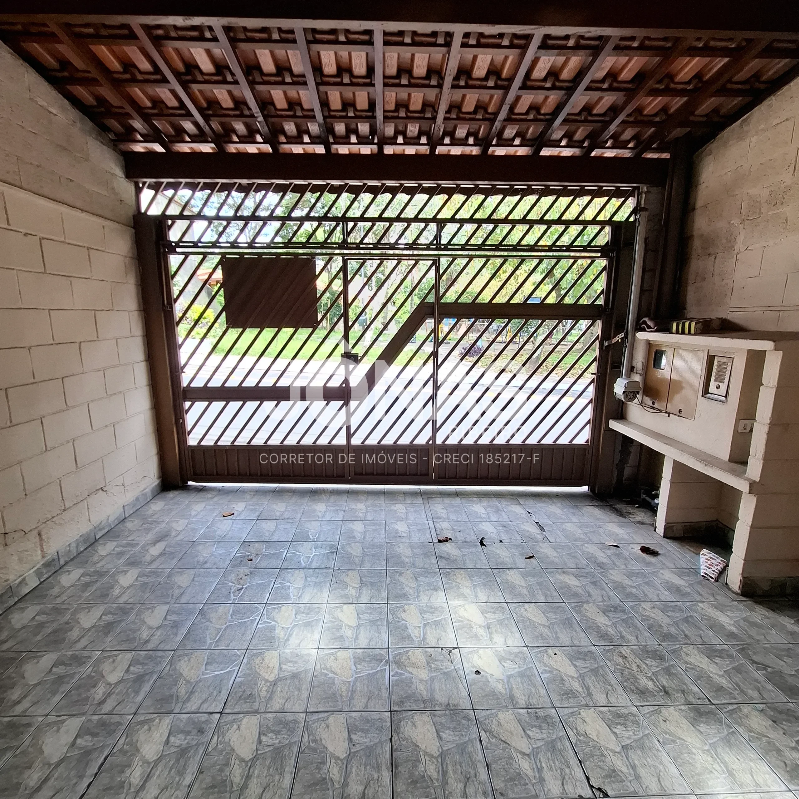 a venda Casa em Interlagos, 02 quartos 02 vagas, Jardim Satélite, Estação de trem Autódromo