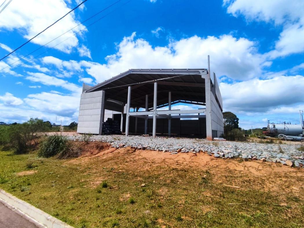 Terreno à venda, 2401 m² por R$ 1.800.000,00 - Eucaliptos - Fazenda Rio Grande/PR