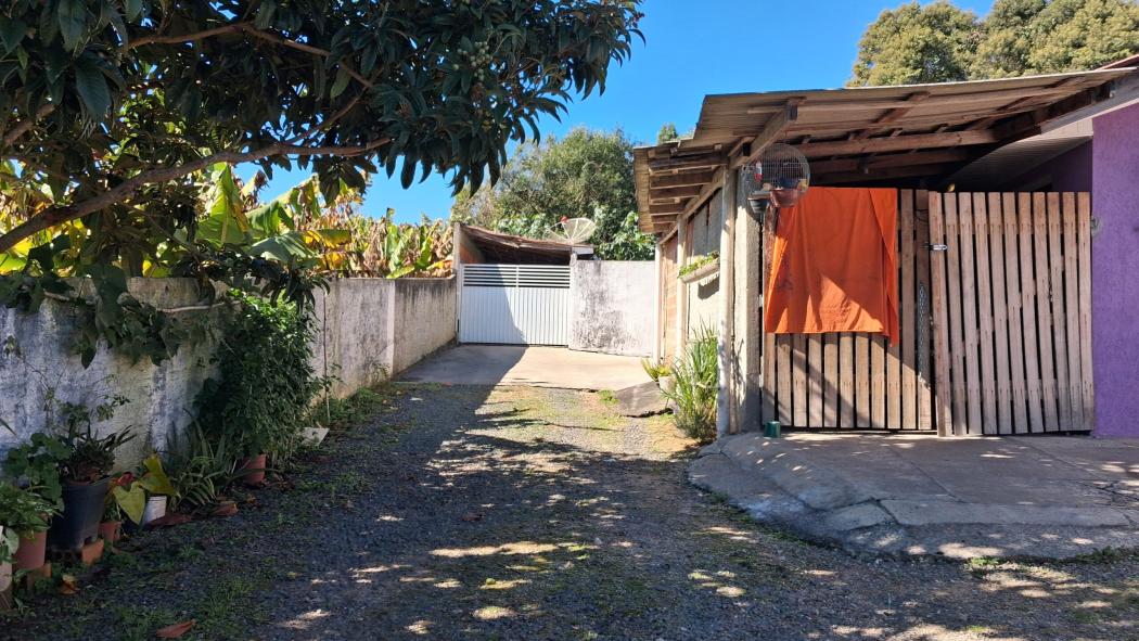 CASA com 2 dormitórios à venda com 39m² por R$ 215.000,00 no bairro Jardim das Acácias - CAMPO LARGO / PR