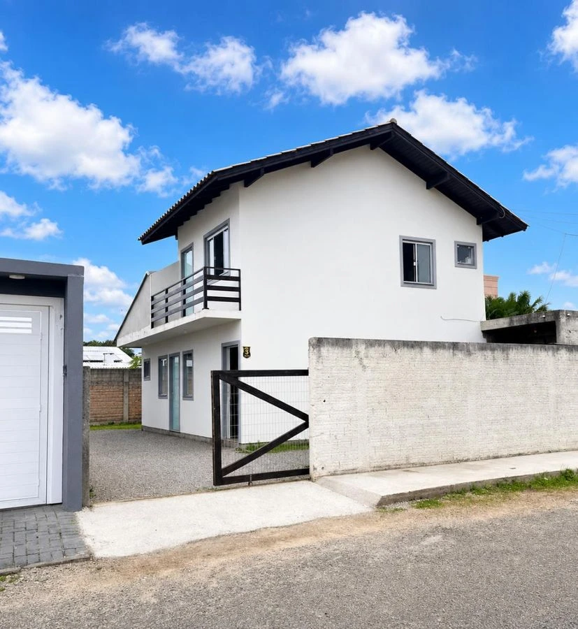  Casa próxima à Praia da Vila Nova - Vila Nova - Imbituba SC