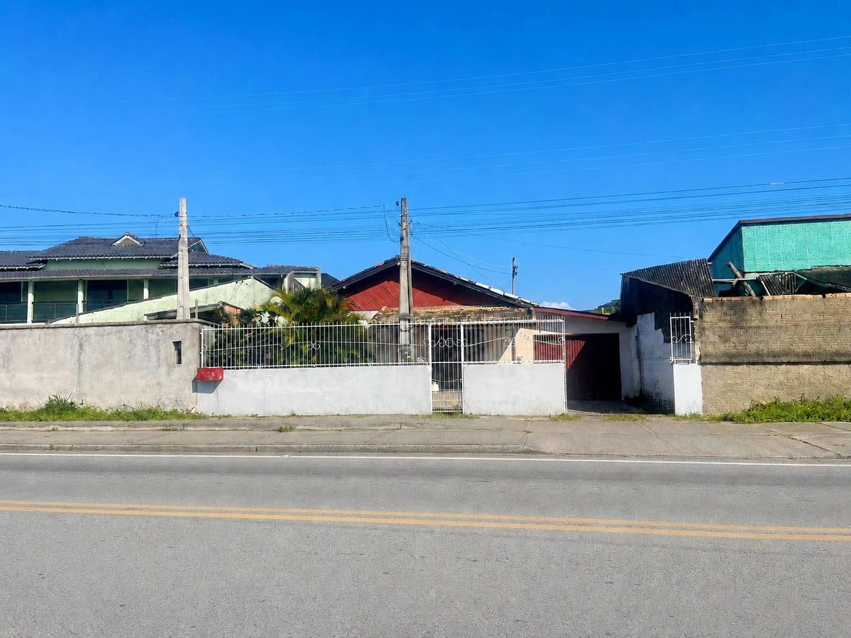 Terreno próximo ao Portinho da Vila - Porto da Vila - Imbituba SC
