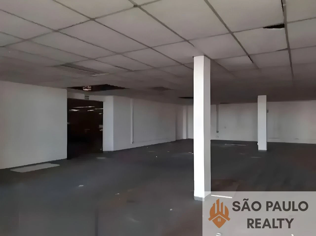 Imóvel Comercial no Cambuci/SP: 6.000 m², 20 Vagas - Pronto para Operação!