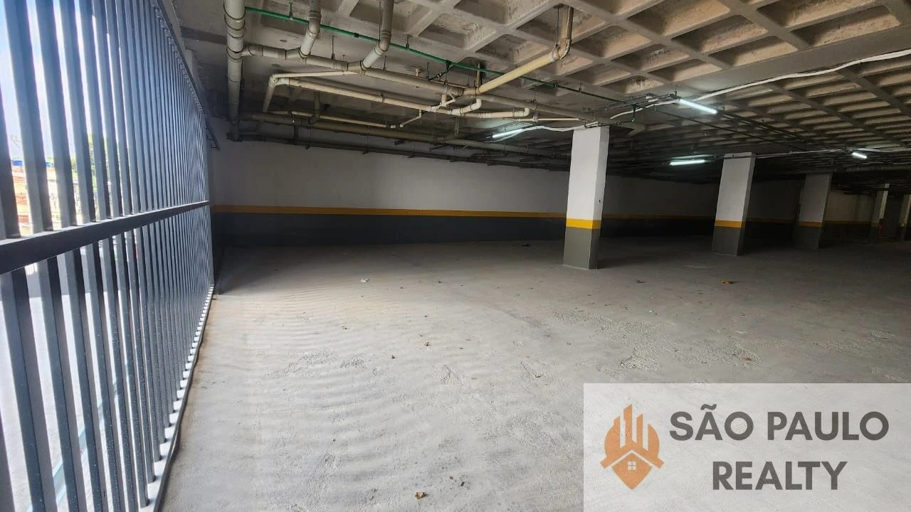 Imóvel comercial para academia +2.500m² Zona Norte SP - estacionamento até 60 veículos, acesso direto mezanino, próximo ao metrô