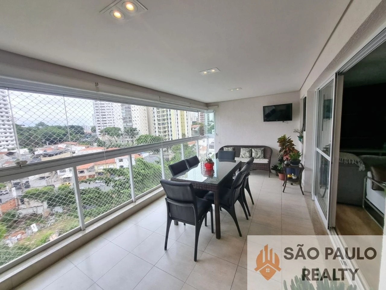 Apartamento 141m², 3 suítes, 3 vagas, varanda gourmet, torre única no Condomínio Plaza Mayor - Anália Franco, Vila Regente Feijó SP
