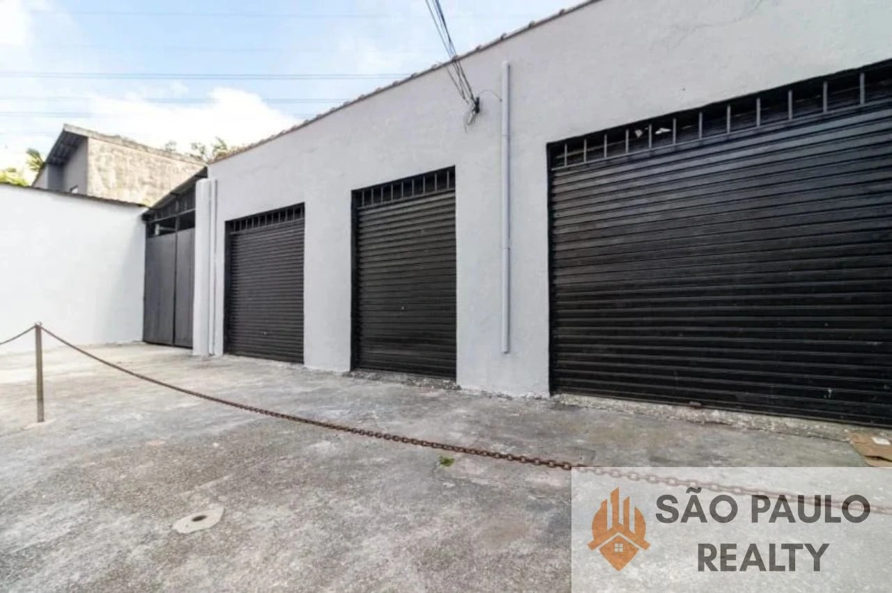 Galpão Comercial 484 m² à Venda no Ipiranga - 6 Vagas, 3 Banheiros e Próximo ao Metrô Sacomã em São Paulo