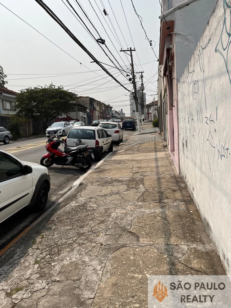 Terreno de 267m² à venda no Bosque da Saúde, São Paulo, próximo a escolas, supermercados e com fácil acesso às principais vias