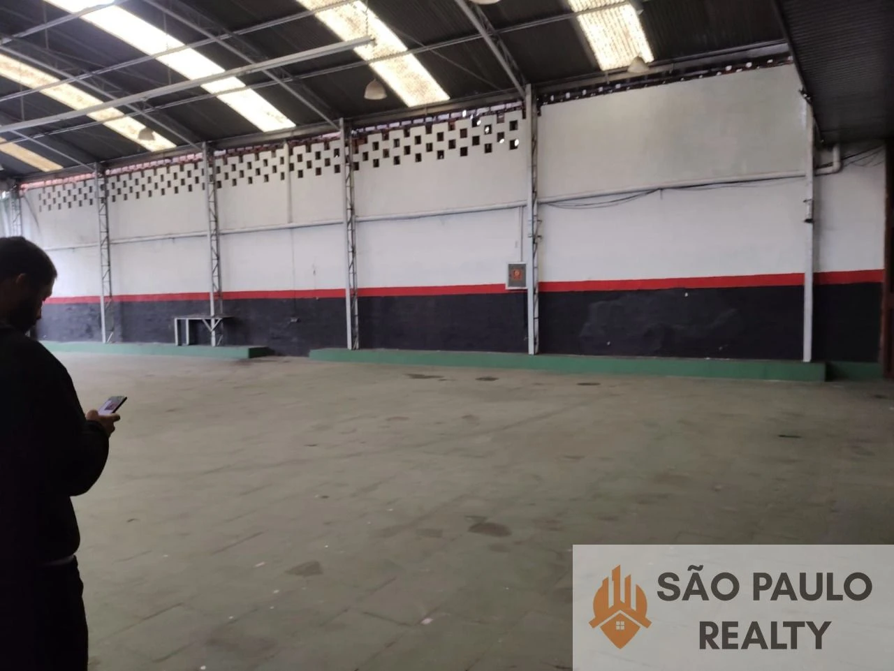 Galpão Comercial 560 m² - Reformado, 18 Vagas, Locado por R$ 9 Mil - Região Ipiranga SP - Renda Imediata