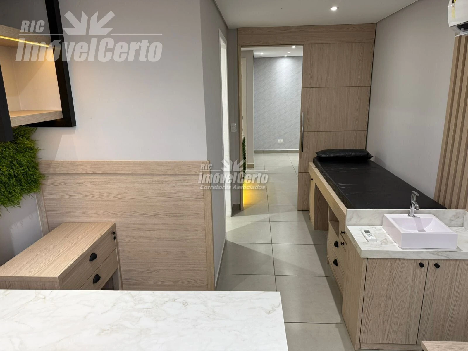 Miniatura 12