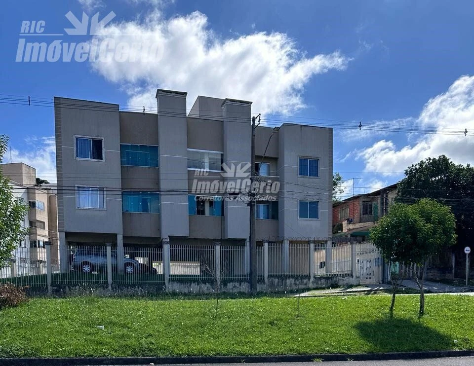 APARTAMENTO PINHEIRINHO 2 QUARTOS com 5