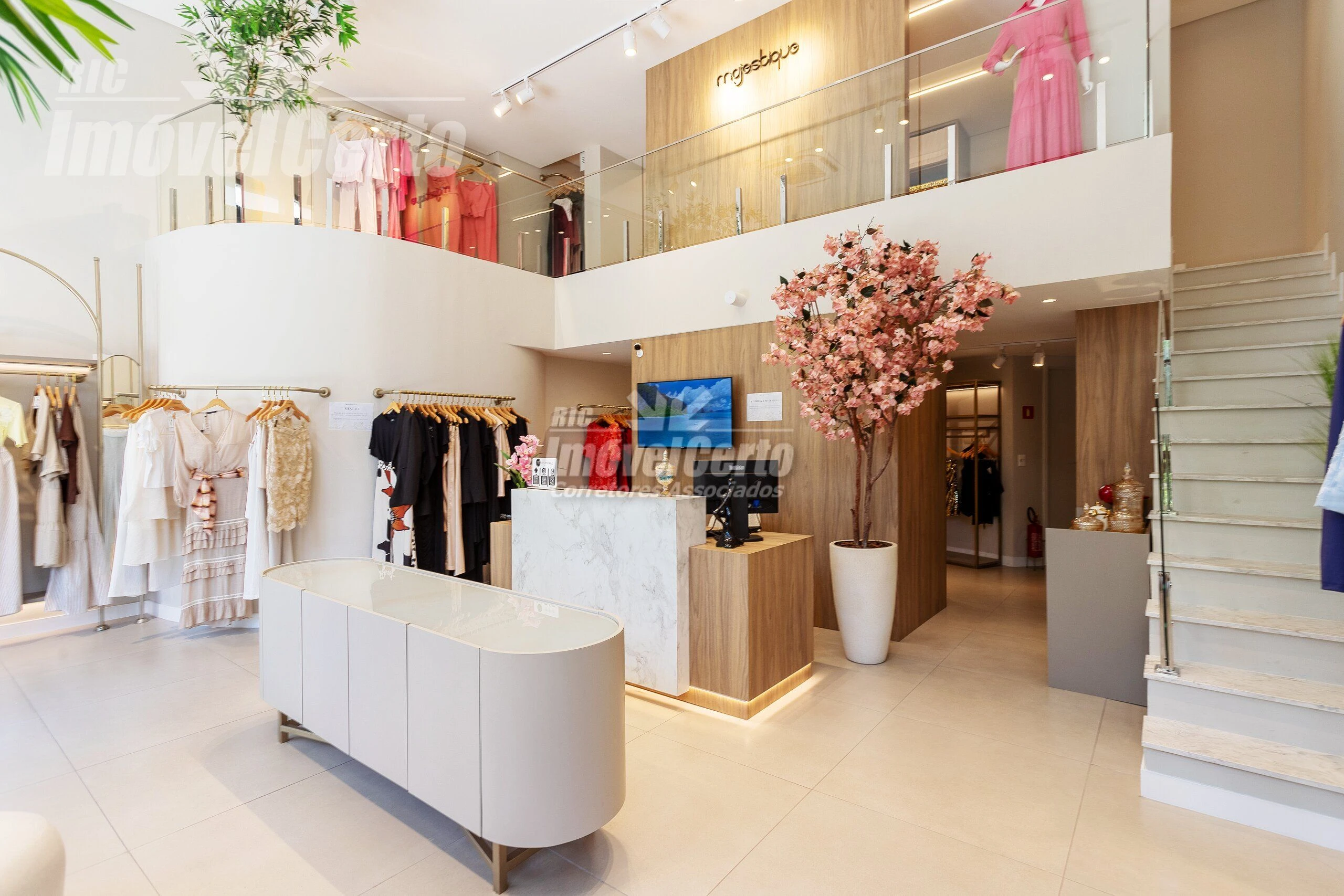 BOUTIQUE EXCLUSIVA À VENDA | ALTO DA GLÓRIA