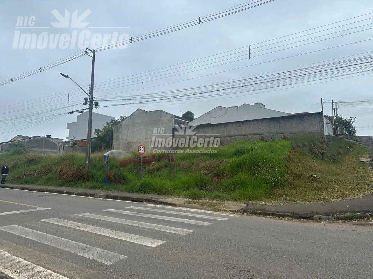TERRENO PIRAQUARA