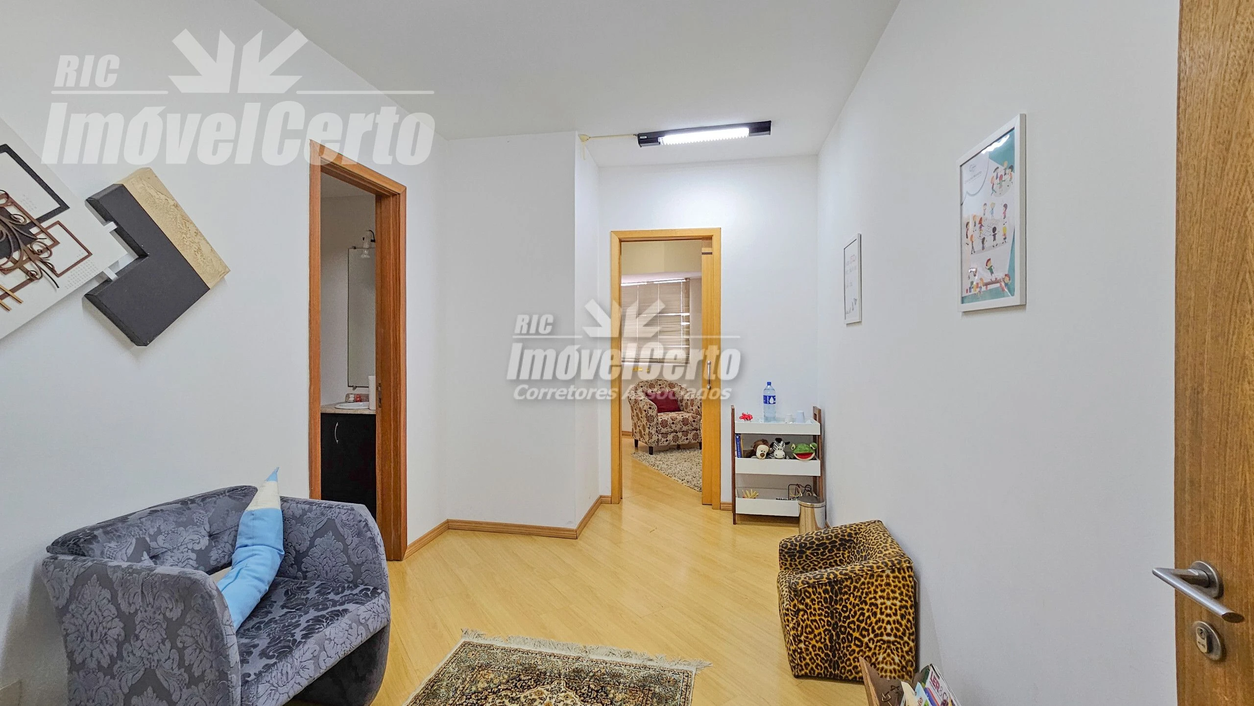 Sala comercial de 23 m² com 2 ambientes na Avenida