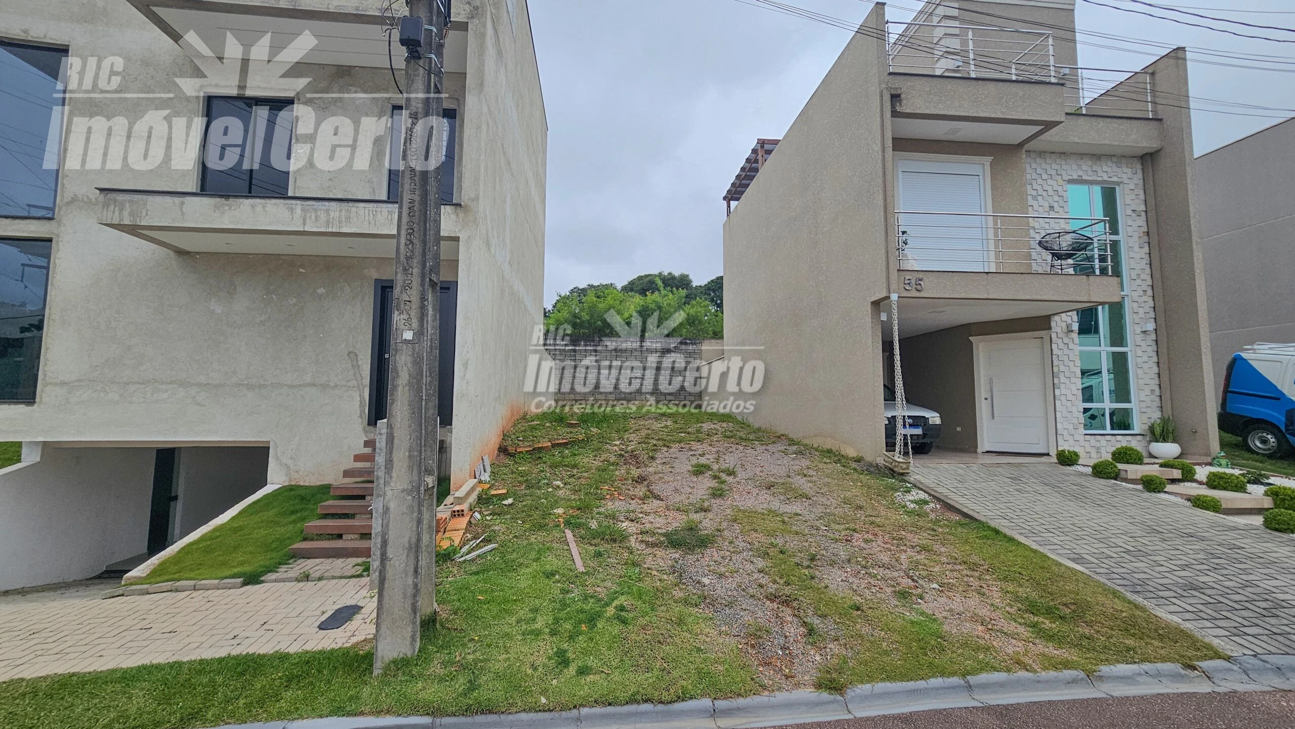 Terreno de 98 m² no condomínio fechado Jadim Diamo