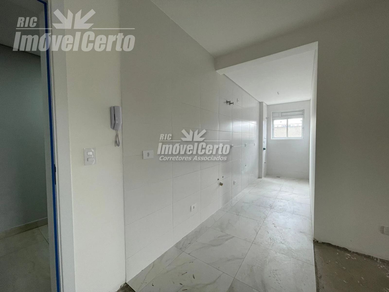 Miniatura 27