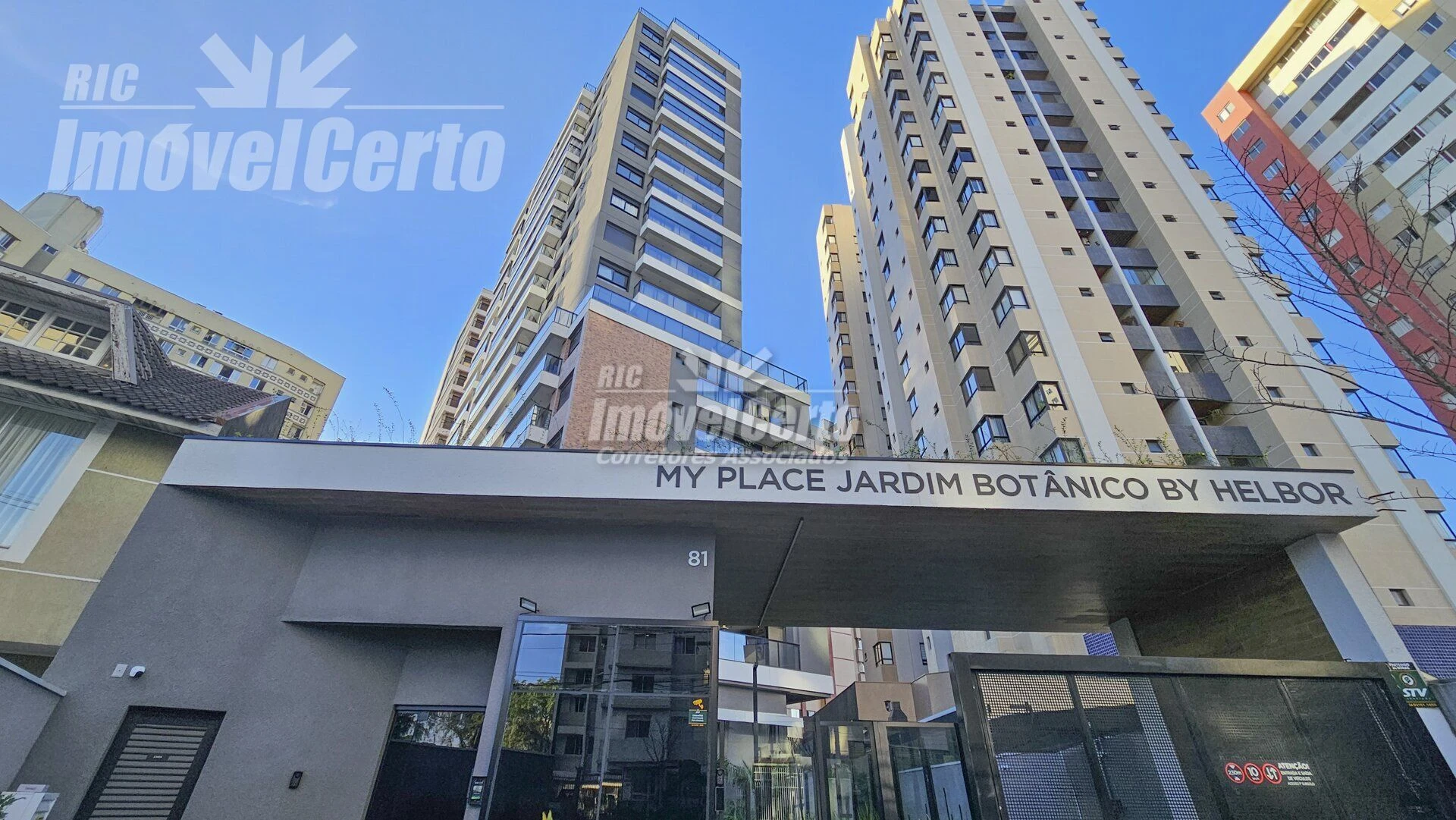 Studio de 33 m² com sacada e vista para o Jardim B
