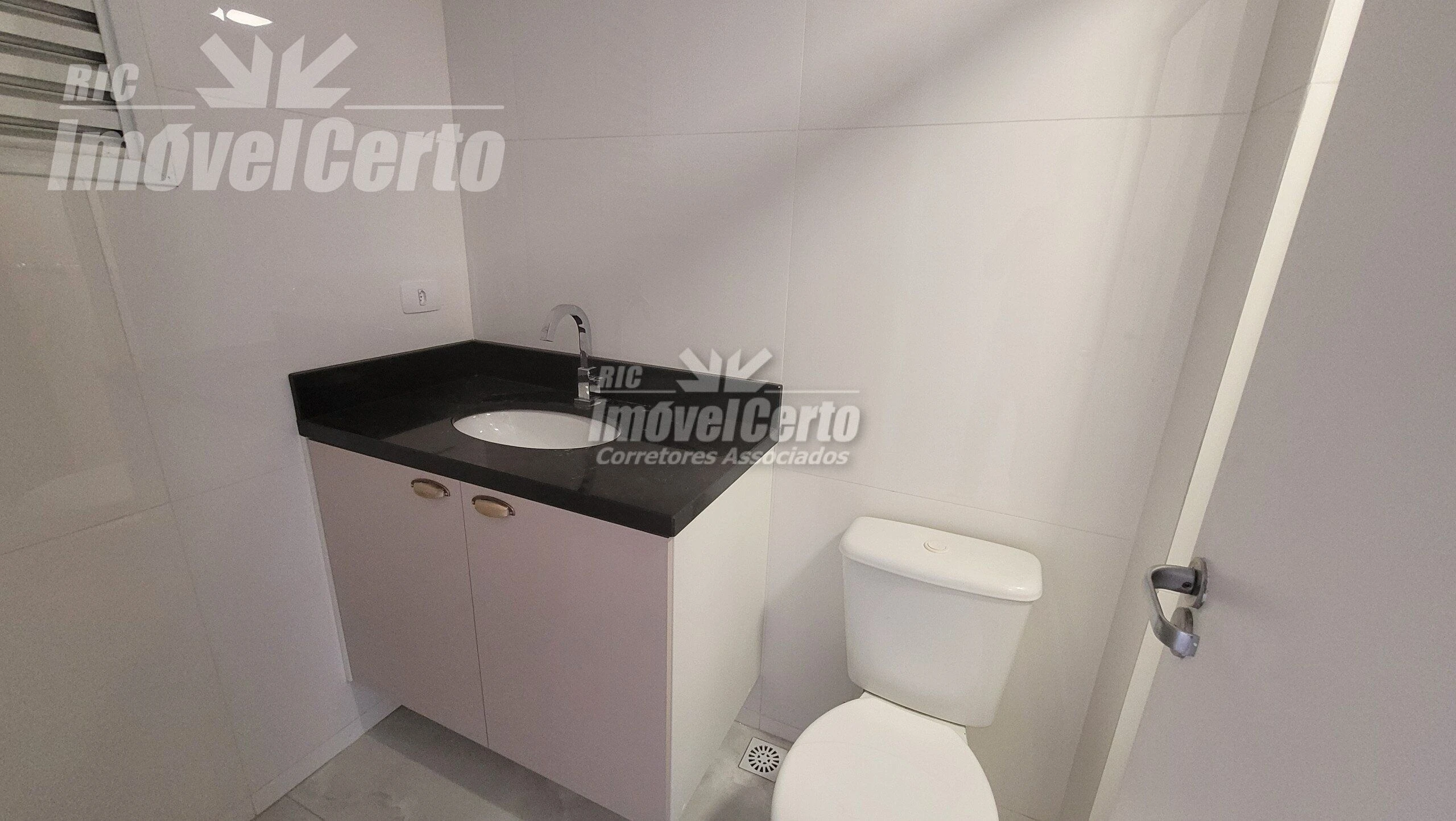 Miniatura 11