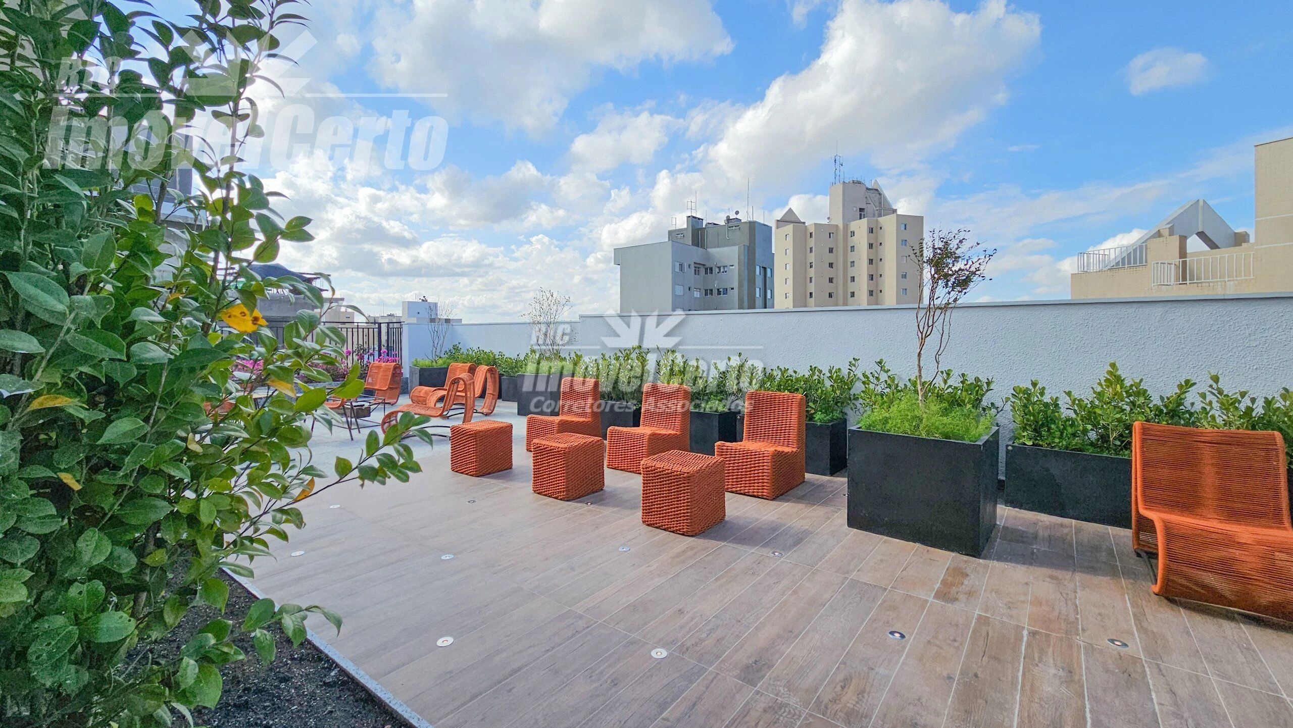 Studio de 33 m² com sacada e vista para o Jardim B
