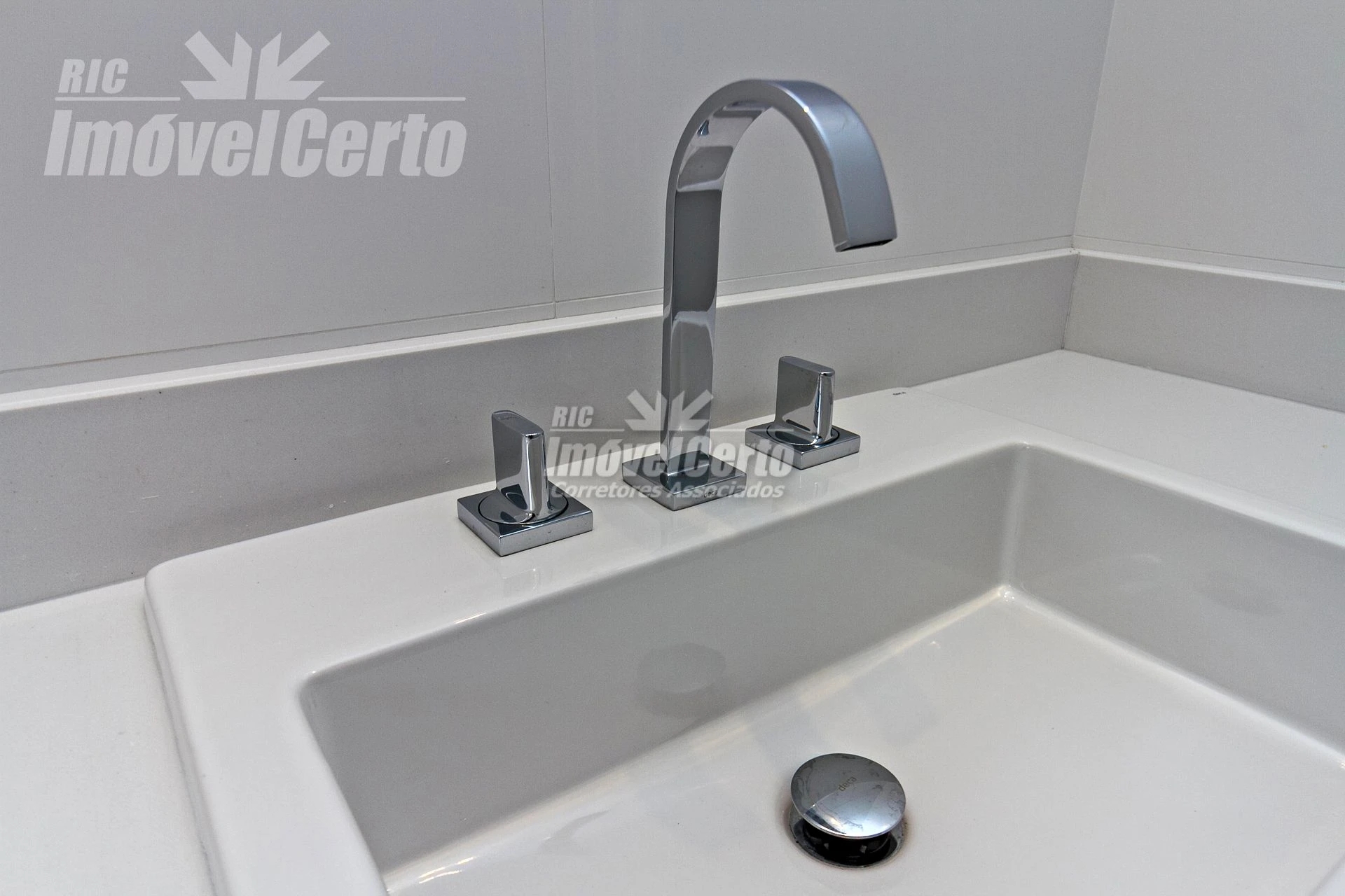 Miniatura 18