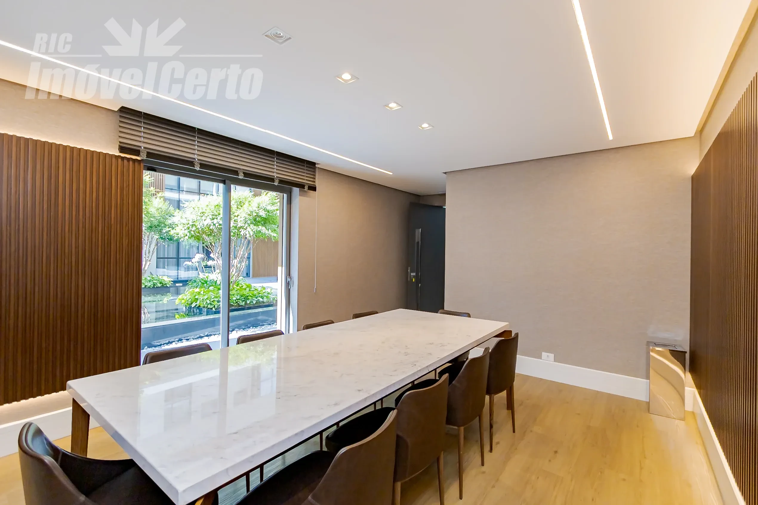 Apartamento em Curitiba - PR, no bairro Seminário - Ref: AP1869-CTI
