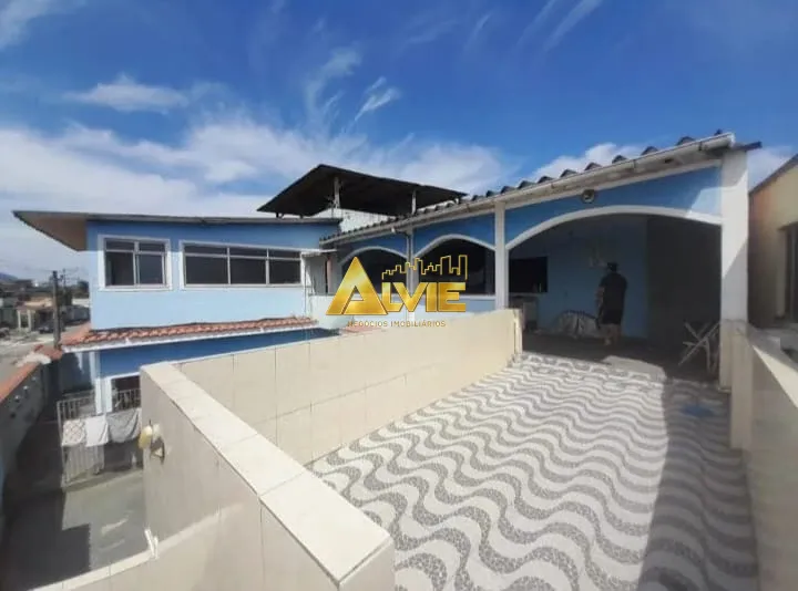 Casarão à Venda em Santa Cruz – RJ | 320 m²