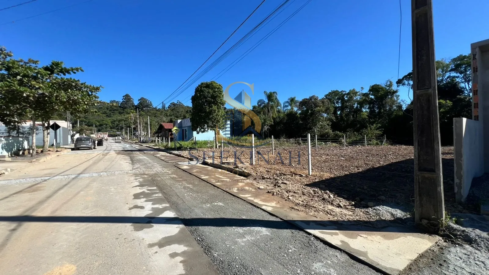 LOTE EM ITAJUBÁ RUA PAVIMENTADA E ATERRADO