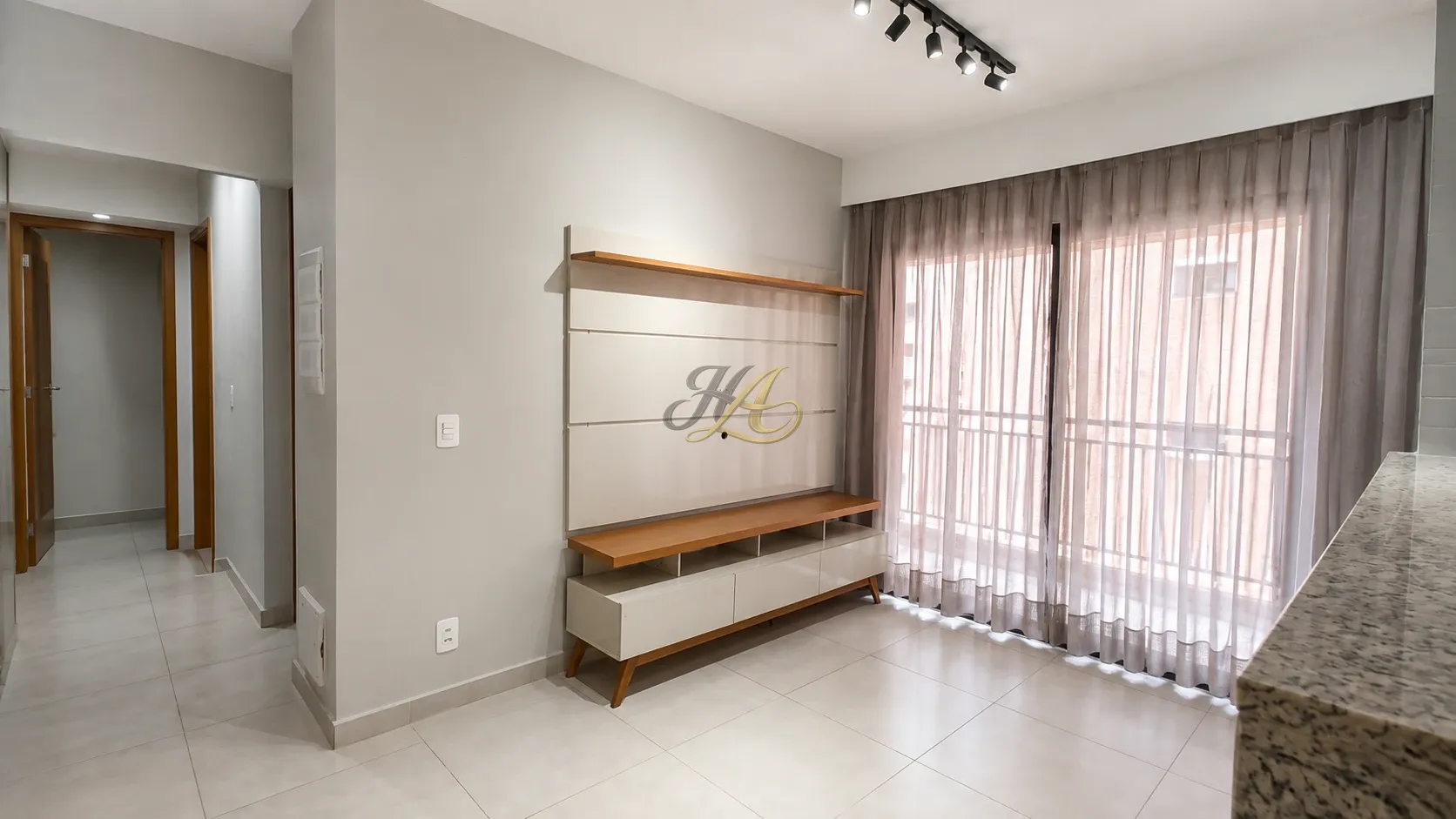 Apartamento de 60 m² com 2 dormitórios e face sombra à venda | Ribeirânia