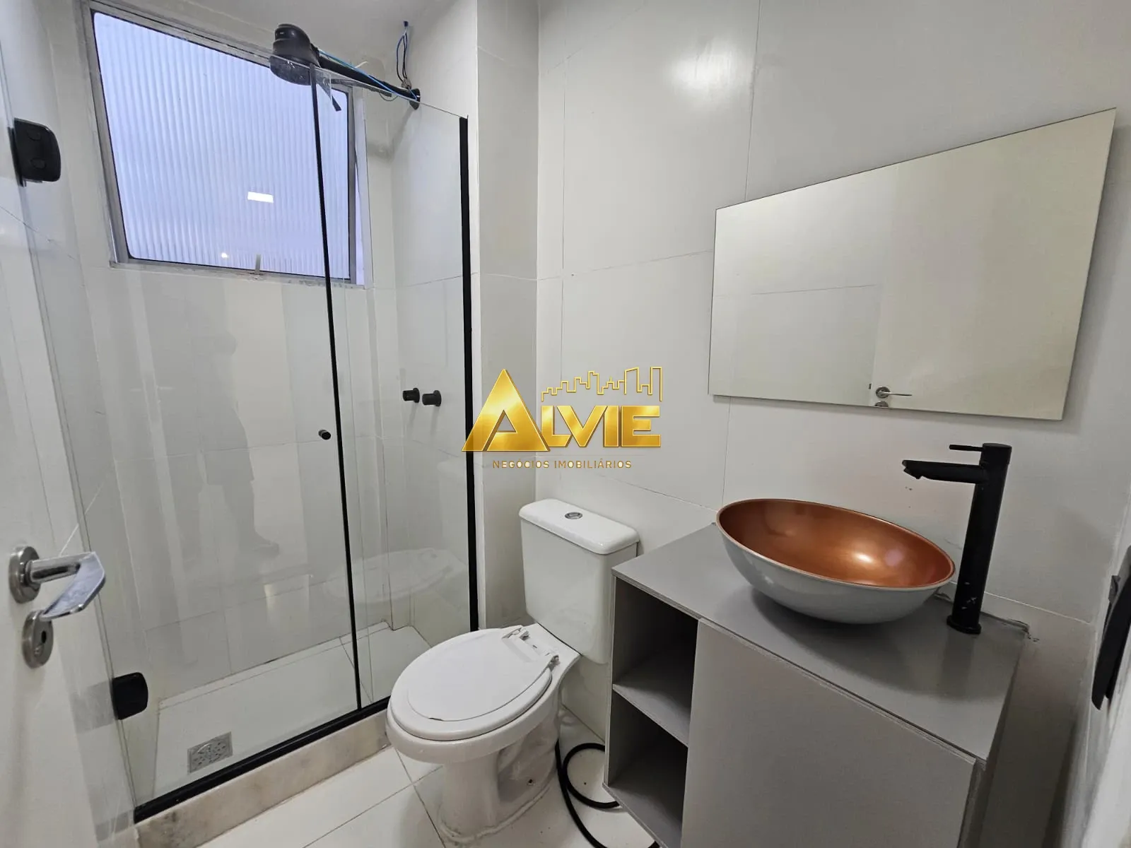 OPORTUNIDADE! Apartamento de 2 quartos