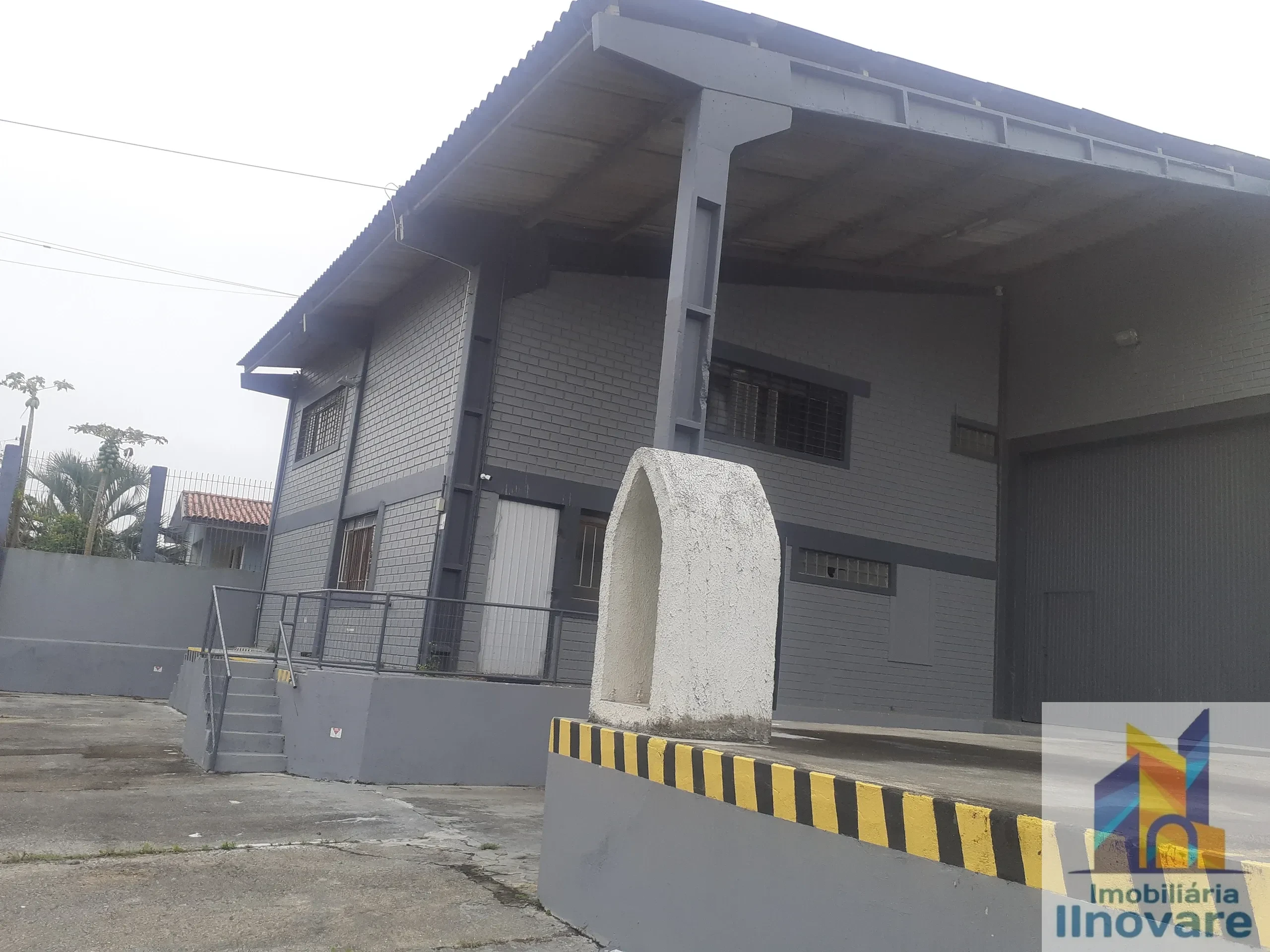 Barracão próximo ao aeroporto
