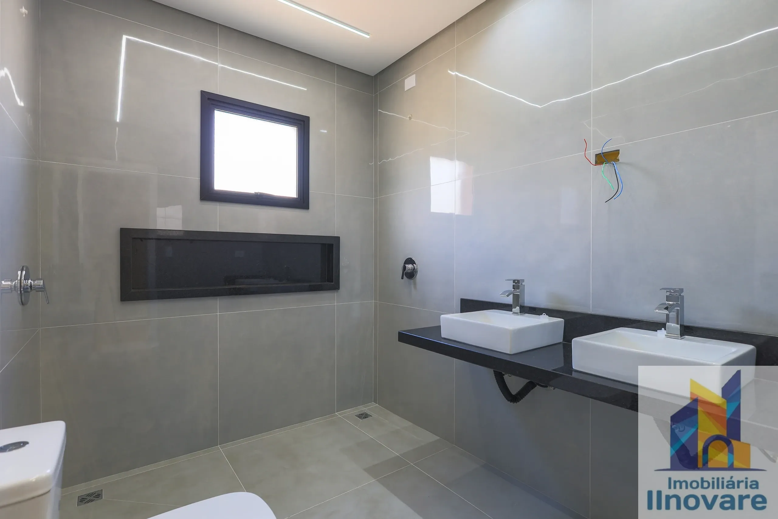 CASA 03 DORMITÓRIOS EM SÃO JOSÉ DOS PINHAIS