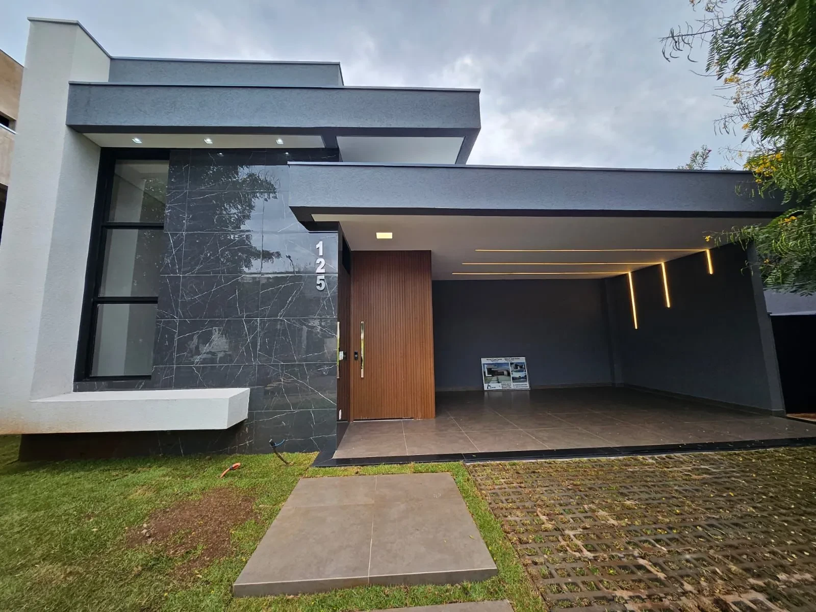 Casa Térrea à Venda | 4 Suítes | Alphaville