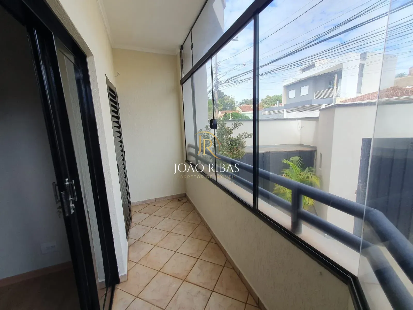 Edifício Arthur | Apartamento à Venda | 3 Quartos, Sendo 1 Suíte