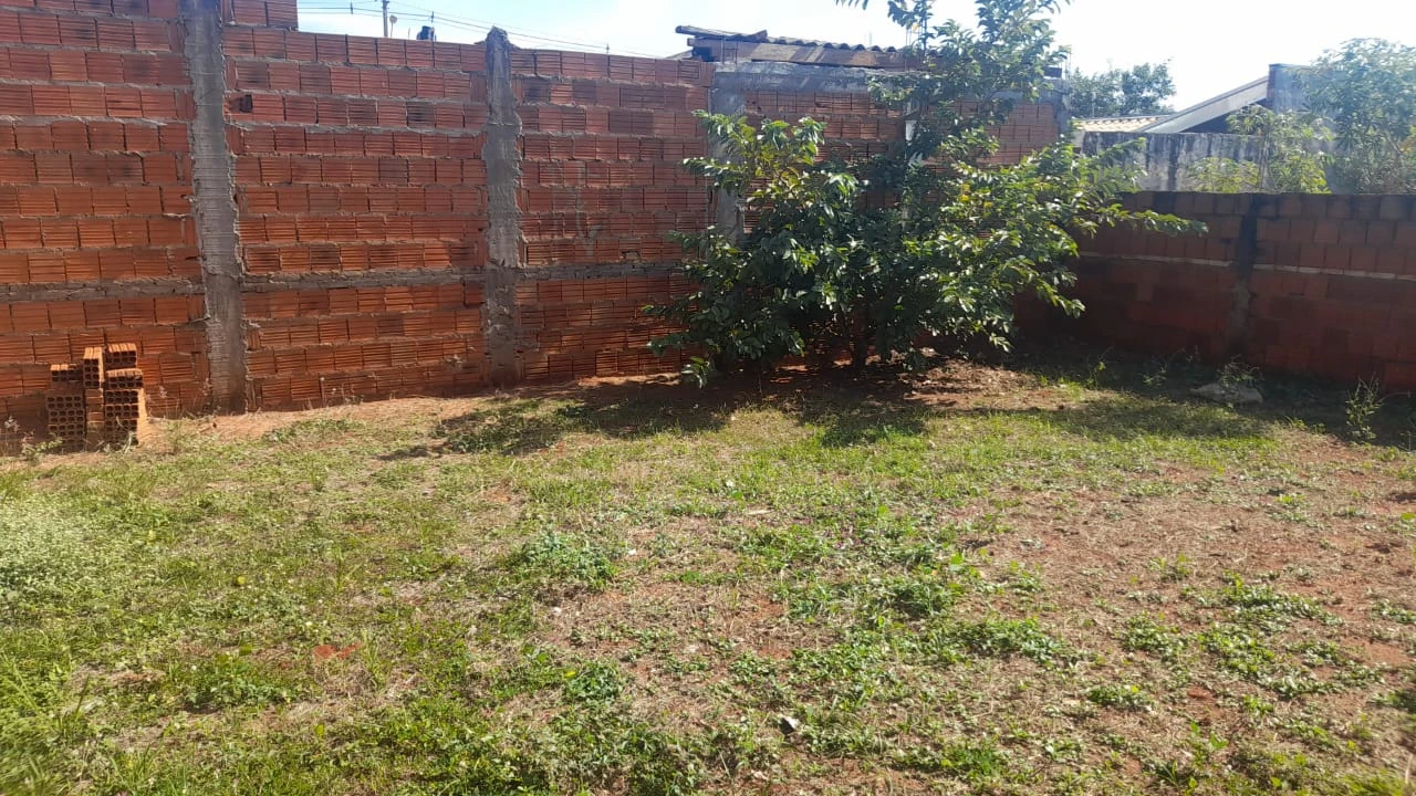 Vende-se casa no Lealdade