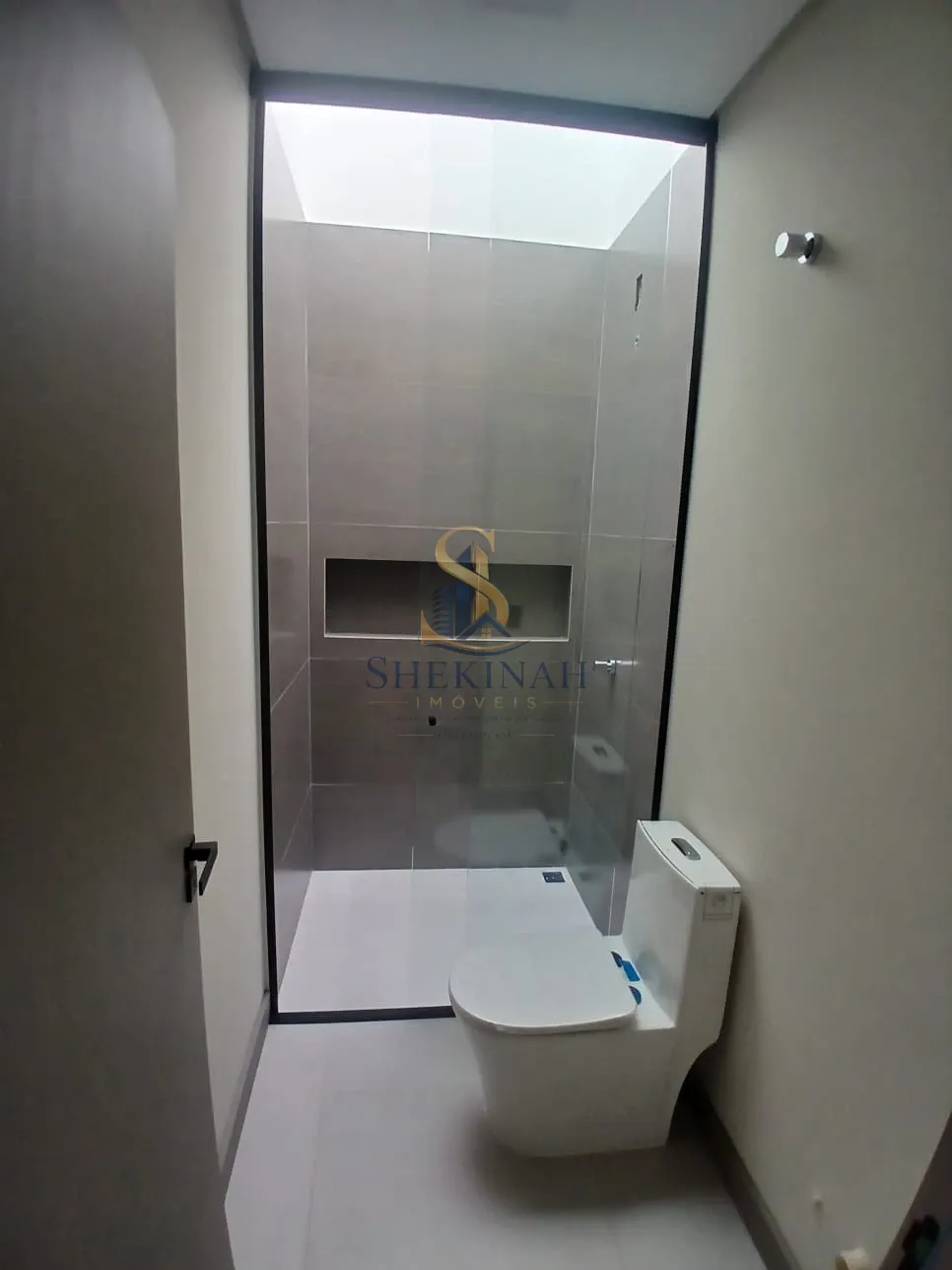 IMÓVEL DE 3 QUARTOS COM ÁREA GOURMET E CHURRASQUEIRA