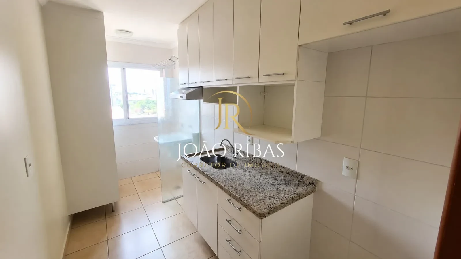 Apartamento à Venda no Edifício West Side | 2 Dormitórios com 1 Suíte