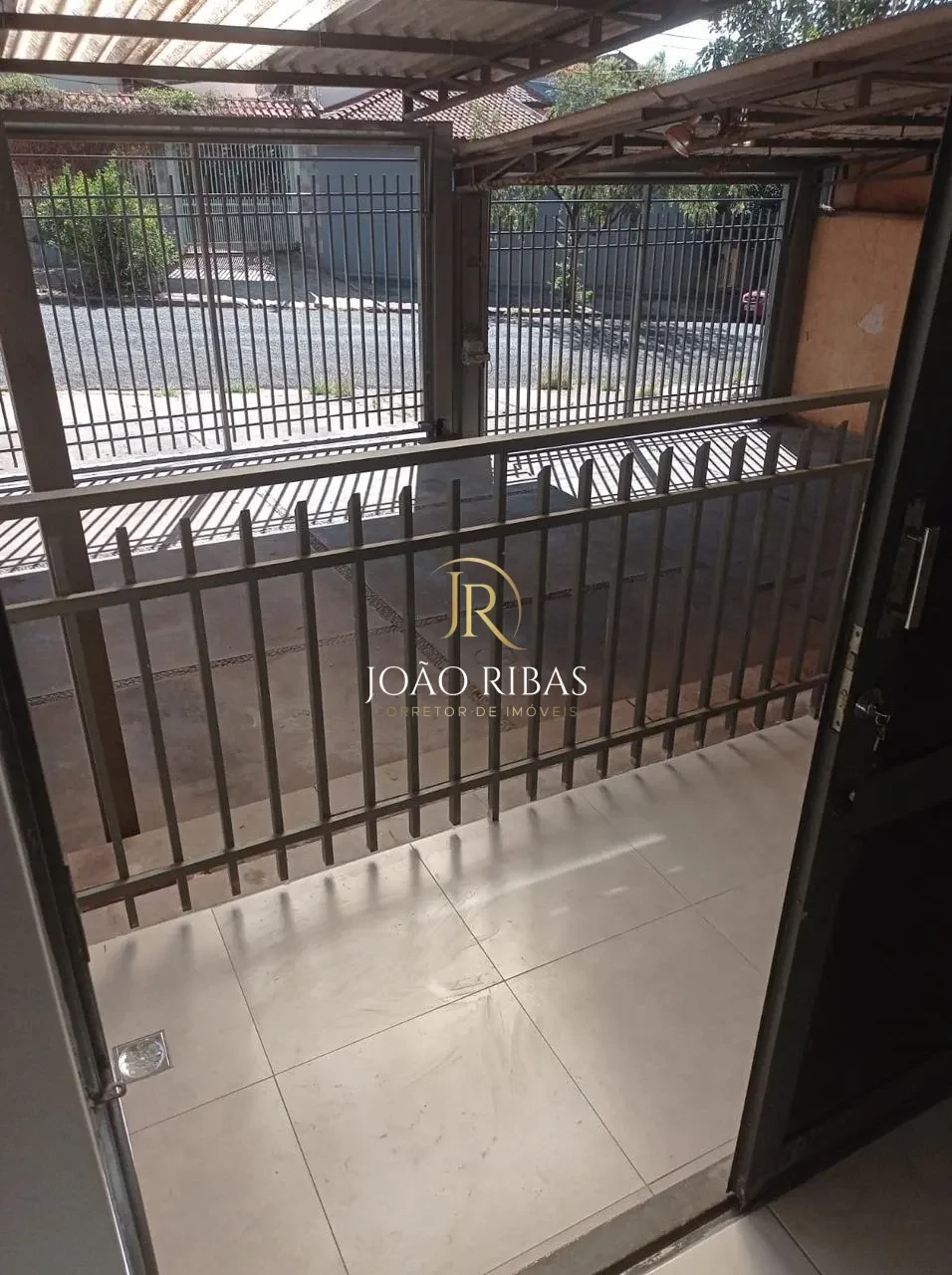 Apartamento Térreo à Venda no Parque dos Bandeirantes | 3 Quartos | 75 m²
