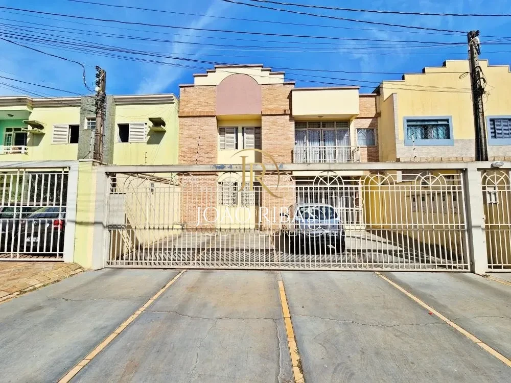 Apartamento Térreo à Venda no Parque Anhanguera | 3 Quartos, 1 Suíte | 77 m²