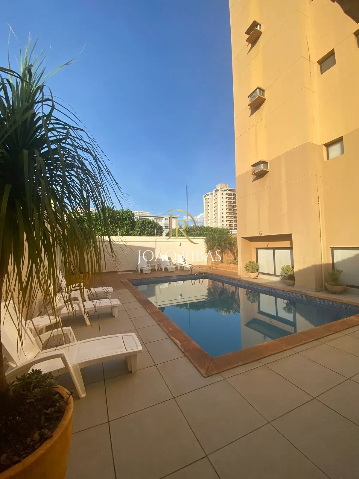 Apartamento à Venda no Jardim Paulista | 3 Quartos, Sendo 1 Suíte | 95 m² | Andar Alto com Vista Livre