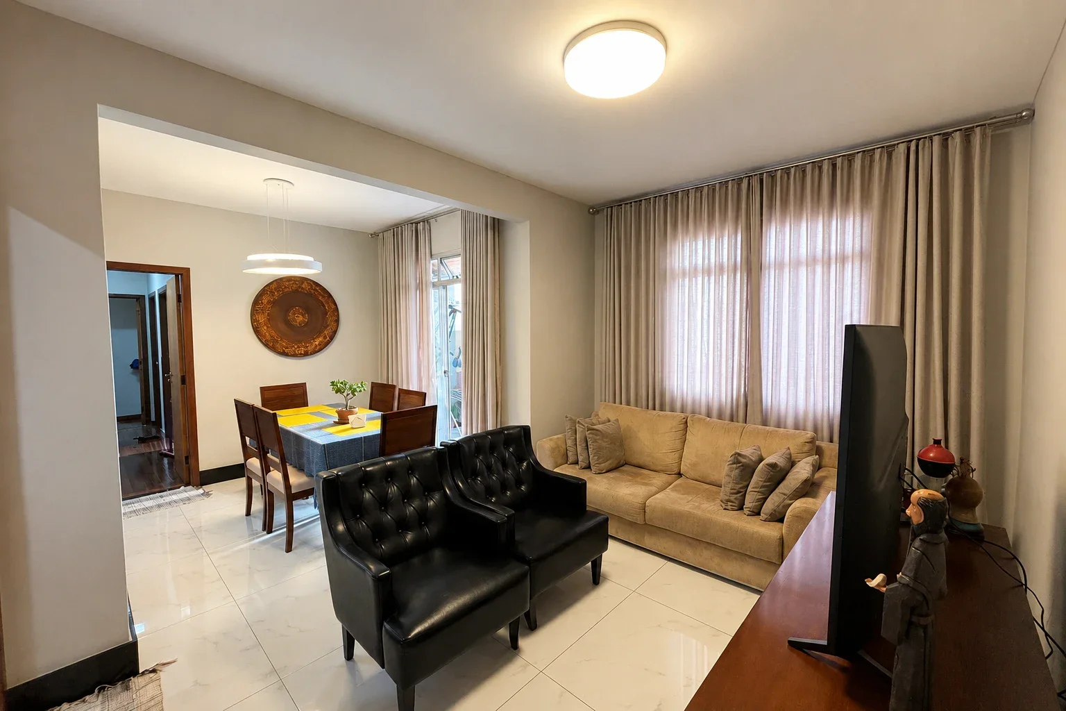 Apartamento de 3 Quartos com 2 Vagas no Sagrada Família