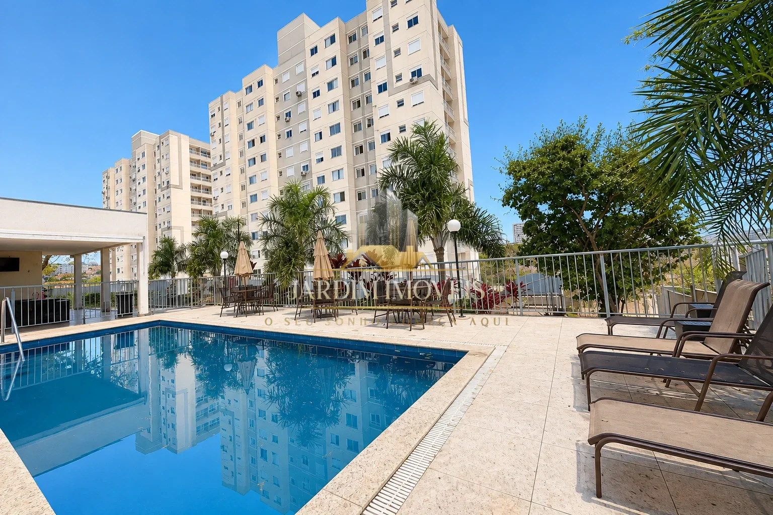 Apartamento Bairro Planalto  -2 Quartos -Vaga Coberta